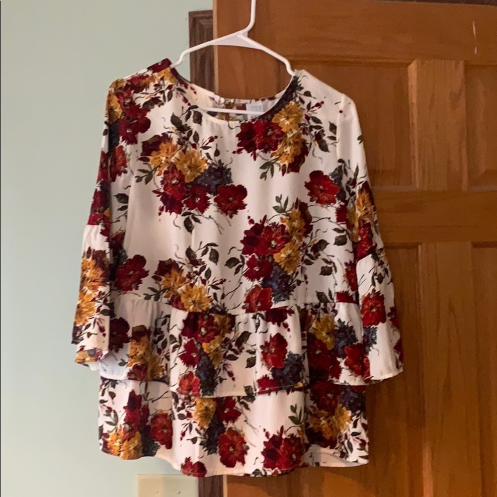 Floral top